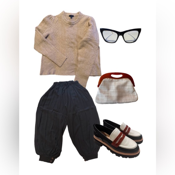 Gianna Bini Stylish Women's Loafers in White, Black and Brown - Picture 9 of 10